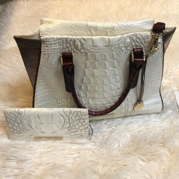 Brahmin Handbags - NWOT Brahmin 2 pcs set🌹🌹🌹